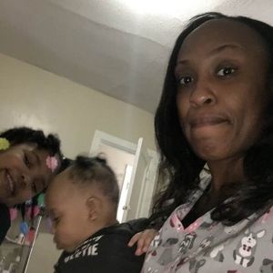 Meet your Posher, Desiree